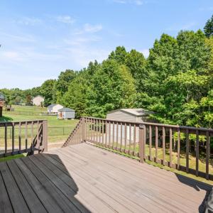 Photo #46 of 91 Spring Oaks Drive, Lynchburg, VA 0.6 acres