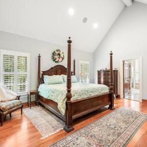 Photo #22 of 1913 Royal Oak Drive, Lynchburg, VA 2.4 acres