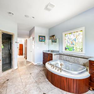 Photo #17 of 144 Beacon Hill Place, Lynchburg, VA 1.0 acres