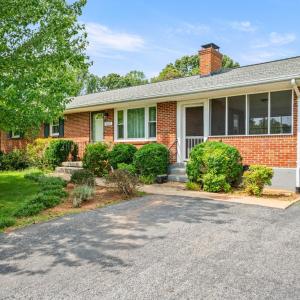 Photo #1 of 2002 Roundelay Road, Lynchburg, VA 0.4 acres