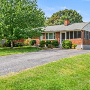 Photo #26 of 2002 Roundelay Road, Lynchburg, VA 0.4 acres