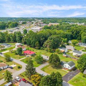 Photo #34 of 2002 Roundelay Road, Lynchburg, VA 0.4 acres