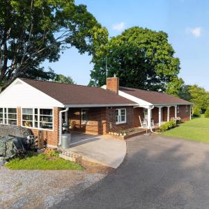 Photo #7 of 8450 Forest Road, Goode, VA 1.0 acres
