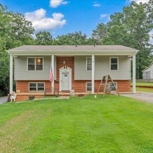 Photo #2 of 1002 Galax Street, Bedford, VA 0.3 acres