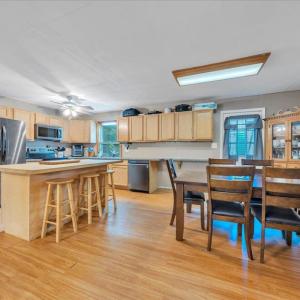 Photo #3 of 1002 Galax Street, Bedford, VA 0.3 acres