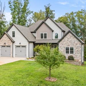 Photo #2 of 1214 Highland Oaks Drive, Lynchburg, VA 1.0 acres