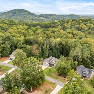 Photo #6 of 1214 Highland Oaks Drive, Lynchburg, VA 1.0 acres