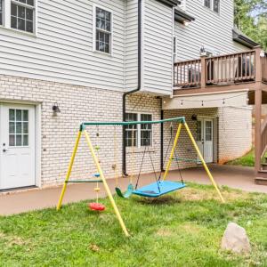 Photo #13 of 1214 Highland Oaks Drive, Lynchburg, VA 1.0 acres