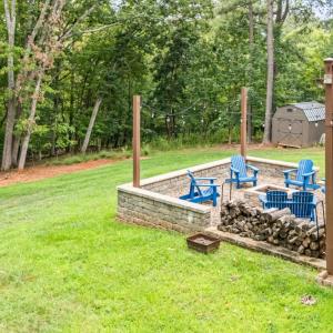 Photo #9 of 1214 Highland Oaks Drive, Lynchburg, VA 1.0 acres