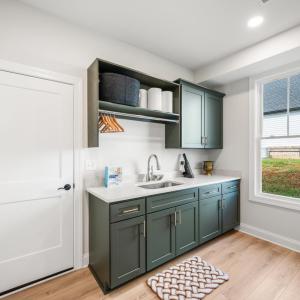 Main level oversized laundry room/mudroom