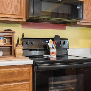 Photo #16 of 211 Regal Oaks Way, Amherst, VA 0.9 acres