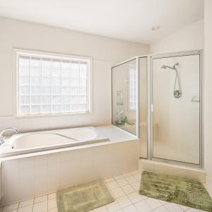 Photo #33 of 6551 Fairway Estates Drive, Roanoke, VA 0.2 acres
