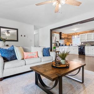 Photo #8 of 533 Timberlake Drive, Lynchburg, VA 0.4 acres