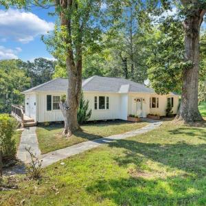 Photo #2 of 1723 Spottswood Place, Lynchburg, VA 0.9 acres
