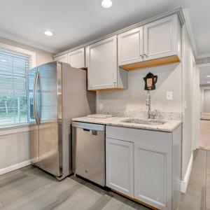 Lower-Level Kitchen