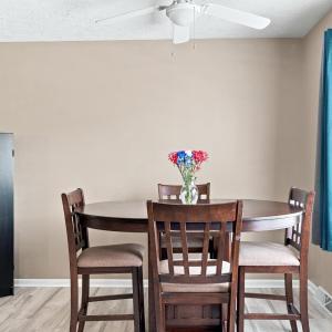 Photo #8 of 1040 Long Meadows Drive, Lynchburg, VA 0.5 acres