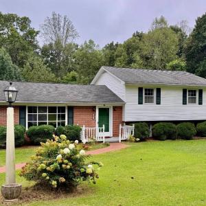 Photo #1 of 345 Charles Drive, Appomattox, VA 0.9 acres