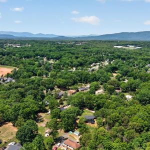 Photo #3 of 227 Oakland Dr., Madison Heights, VA 0.8 acres