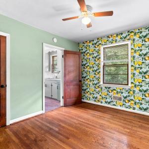 Photo #17 of 706 Crestwood Circle, Lynchburg, VA 0.2 acres
