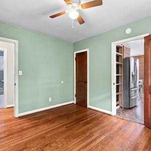 Photo #18 of 706 Crestwood Circle, Lynchburg, VA 0.2 acres