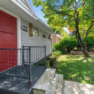 Photo #39 of 706 Crestwood Circle, Lynchburg, VA 0.2 acres