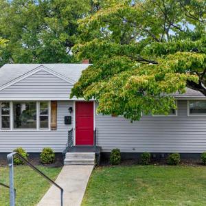 Photo #1 of 706 Crestwood Circle, Lynchburg, VA 0.2 acres