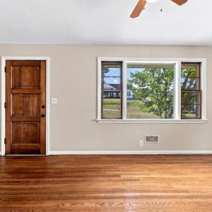 Photo #3 of 706 Crestwood Circle, Lynchburg, VA 0.2 acres