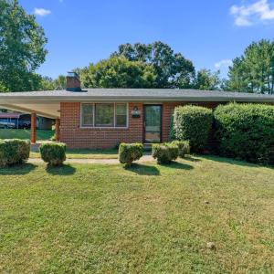 Photo #2 of 6030 Edgewood Avenue, Lynchburg, VA 0.3 acres