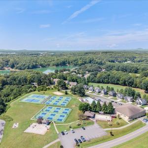 Photo #64 of 1054 Barrow Hills Drive, Huddleston, VA 0.2 acres