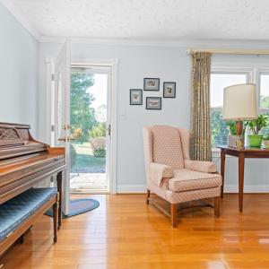 Photo #5 of 580 Kenmore Road, Amherst, VA 0.6 acres