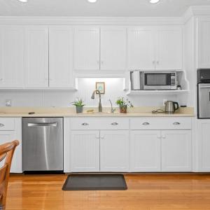 Photo #9 of 580 Kenmore Road, Amherst, VA 0.6 acres