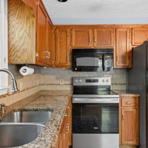 Photo #14 of 101 Franklin Place, Lynchburg, VA 0.8 acres