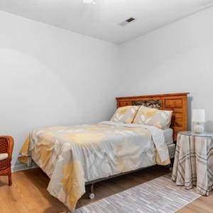 Photo #28 of 101 Franklin Place, Lynchburg, VA 0.8 acres