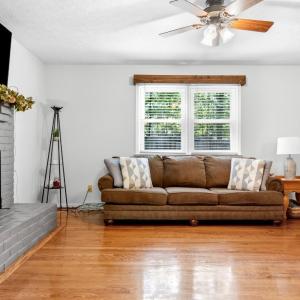 Photo #6 of 101 Franklin Place, Lynchburg, VA 0.8 acres