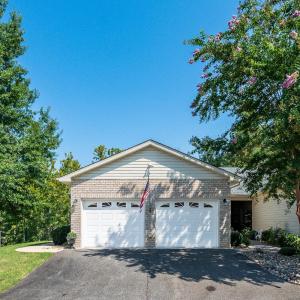 Photo #2 of 1040 Walnut Crest Court, Bedford, VA 0.1 acres