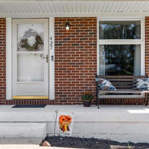 Photo #3 of 427 Woodland Circle, Lynchburg, VA 0.6 acres
