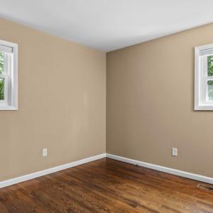 Photo #11 of 427 Woodland Circle, Lynchburg, VA 0.6 acres