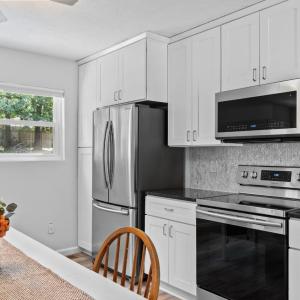 Photo #9 of 427 Woodland Circle, Lynchburg, VA 0.6 acres