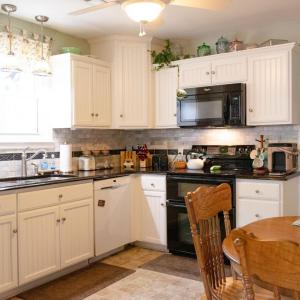 Photo #25 of 2070 Timberlake Drive, Lynchburg, VA 0.4 acres