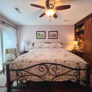 Photo #44 of 2070 Timberlake Drive, Lynchburg, VA 0.4 acres