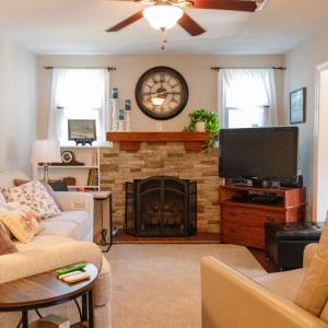 Photo #22 of 2070 Timberlake Drive, Lynchburg, VA 0.4 acres