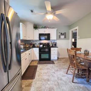 Photo #27 of 2070 Timberlake Drive, Lynchburg, VA 0.4 acres