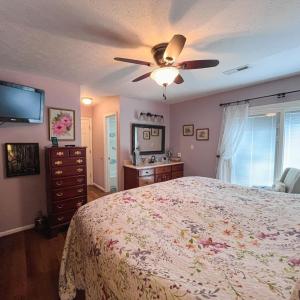 Photo #43 of 2070 Timberlake Drive, Lynchburg, VA 0.4 acres