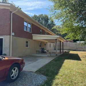 Photo #3 of 1065 Lynch  Mill Road, Altavista, VA 1.7 acres