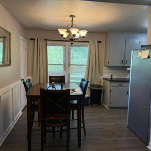 Photo #10 of 1065 Lynch  Mill Road, Altavista, VA 1.7 acres