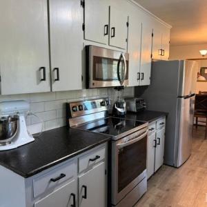 Photo #9 of 1065 Lynch  Mill Road, Altavista, VA 1.7 acres