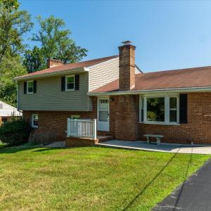 Photo #1 of 37 Pine Dr, Lynchburg, VA 0.5 acres