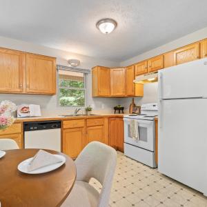 Photo #9 of 2120 Eagle Point Road, Huddleston, VA 1.0 acres