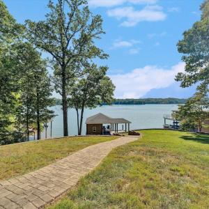 Photo #37 of 3388 Lakewood Forest Road, Moneta, VA 0.8 acres