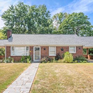 Photo #2 of 1435 Belmont Drive, Bedford, VA 0.8 acres